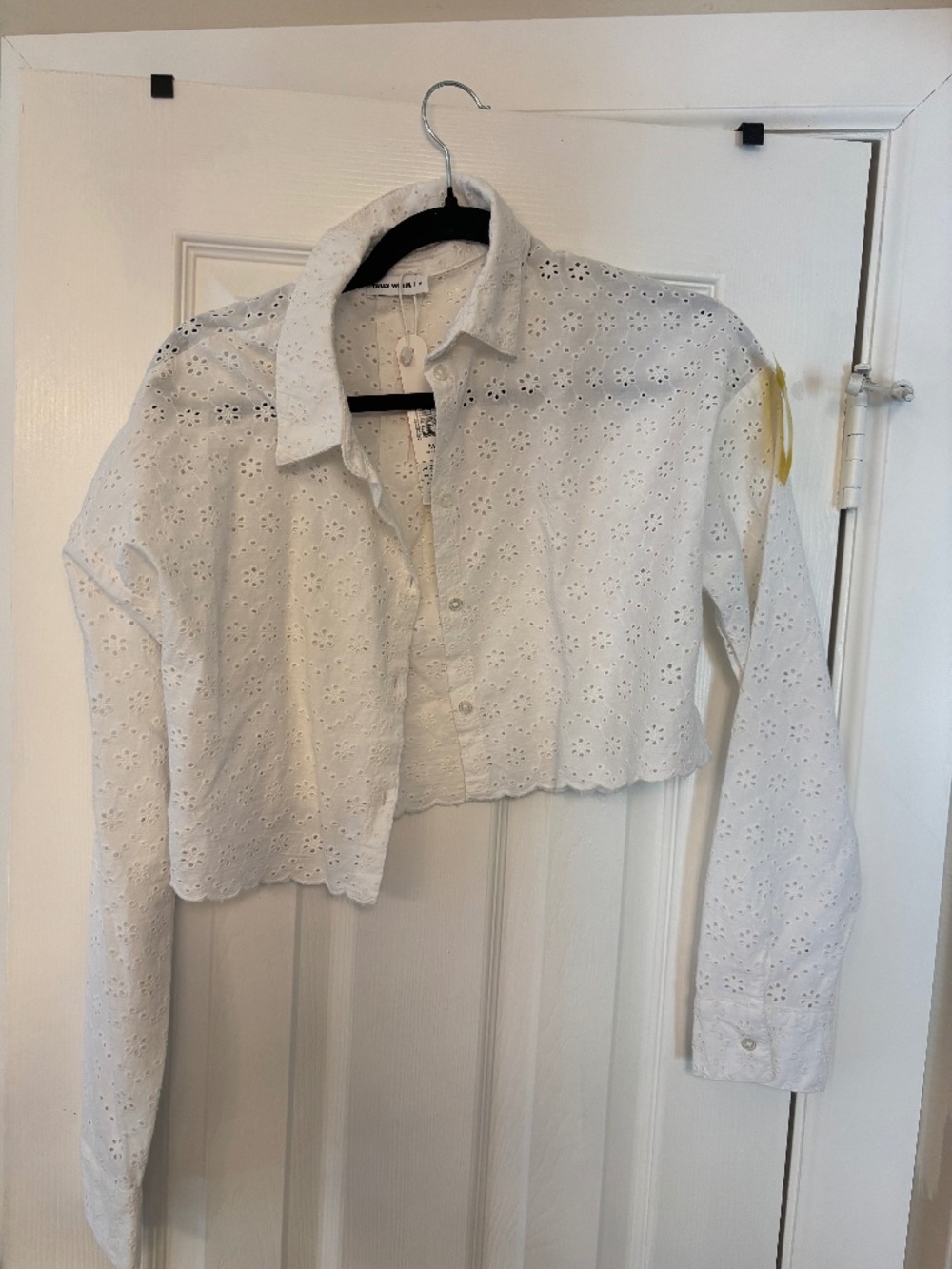 NWT White floral button down top - medium
